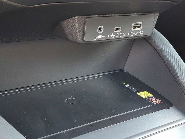 New 2025 Subaru Forester Limited image 17