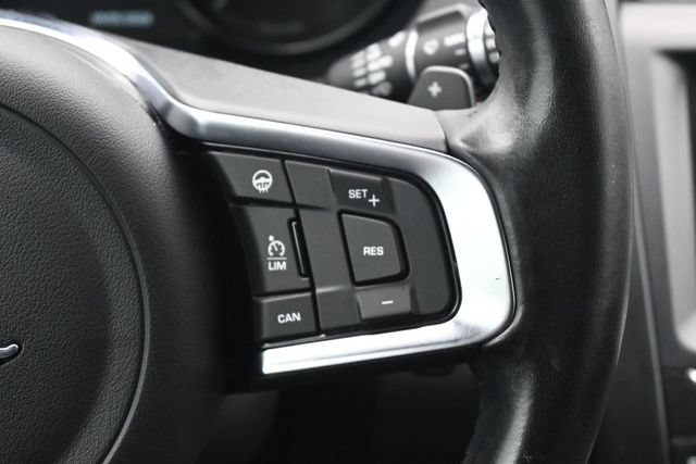 Used 2020 Jaguar E-PACE SE AWD/4WD image 19