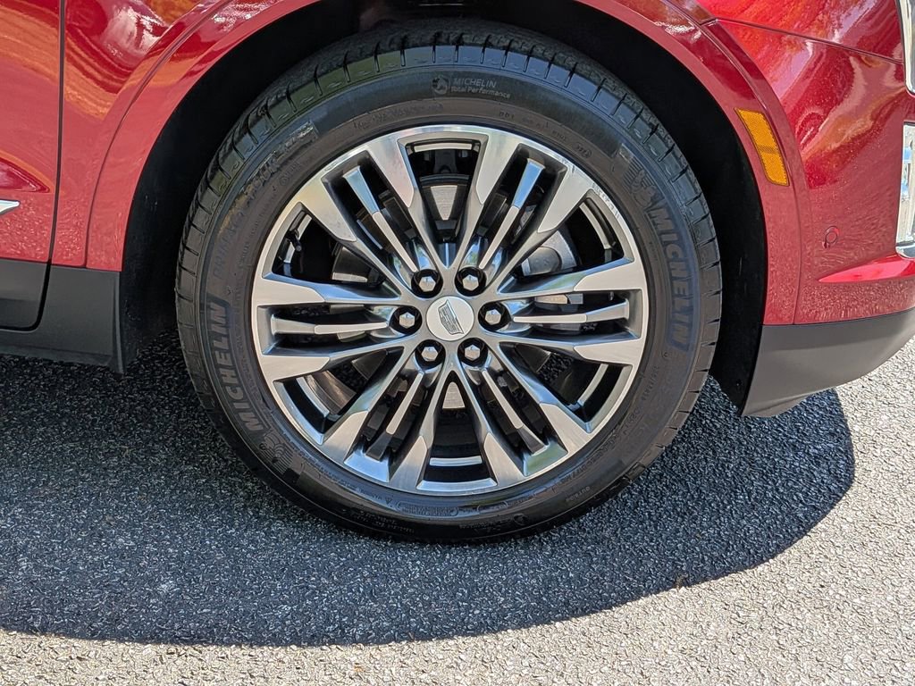 Used 2019 Cadillac XT5 Premium Luxury w/ Driver Assist Package image 13