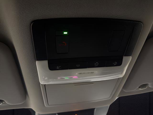 Used 2024 Nissan Rogue SV FWD image 23