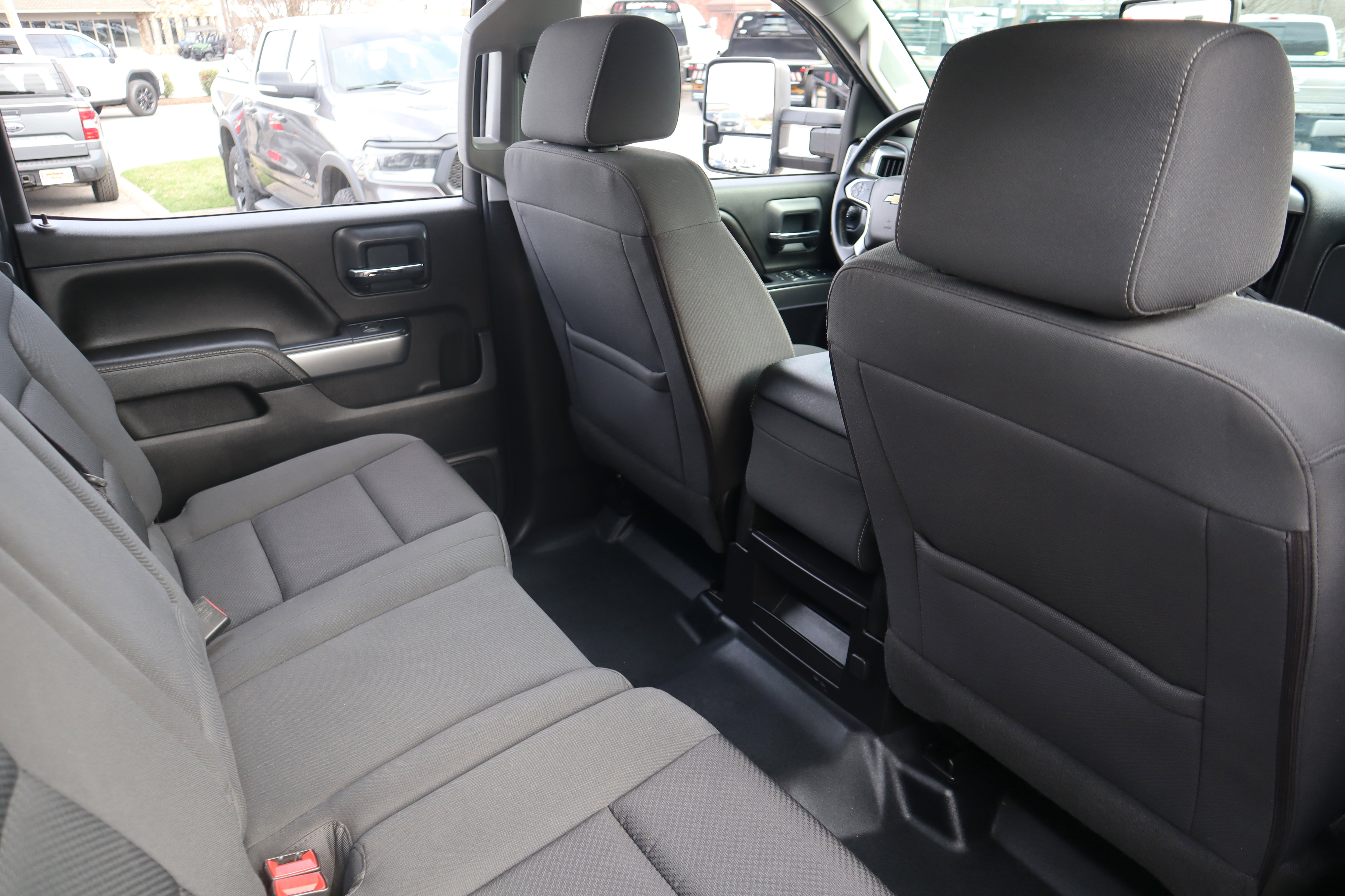 Used 2016 Chevrolet Silverado 2500 LT w/ LT Convenience Package image 26