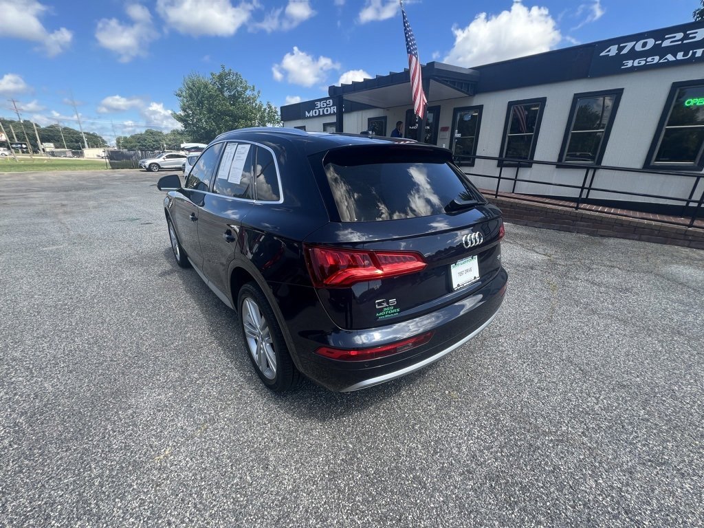 Used 2018 Audi Q5 2.0T Premium Plus w/ Premium Plus Package image 3