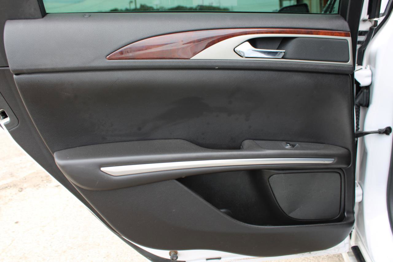 Used 2014 Lincoln MKZ AWD image 36