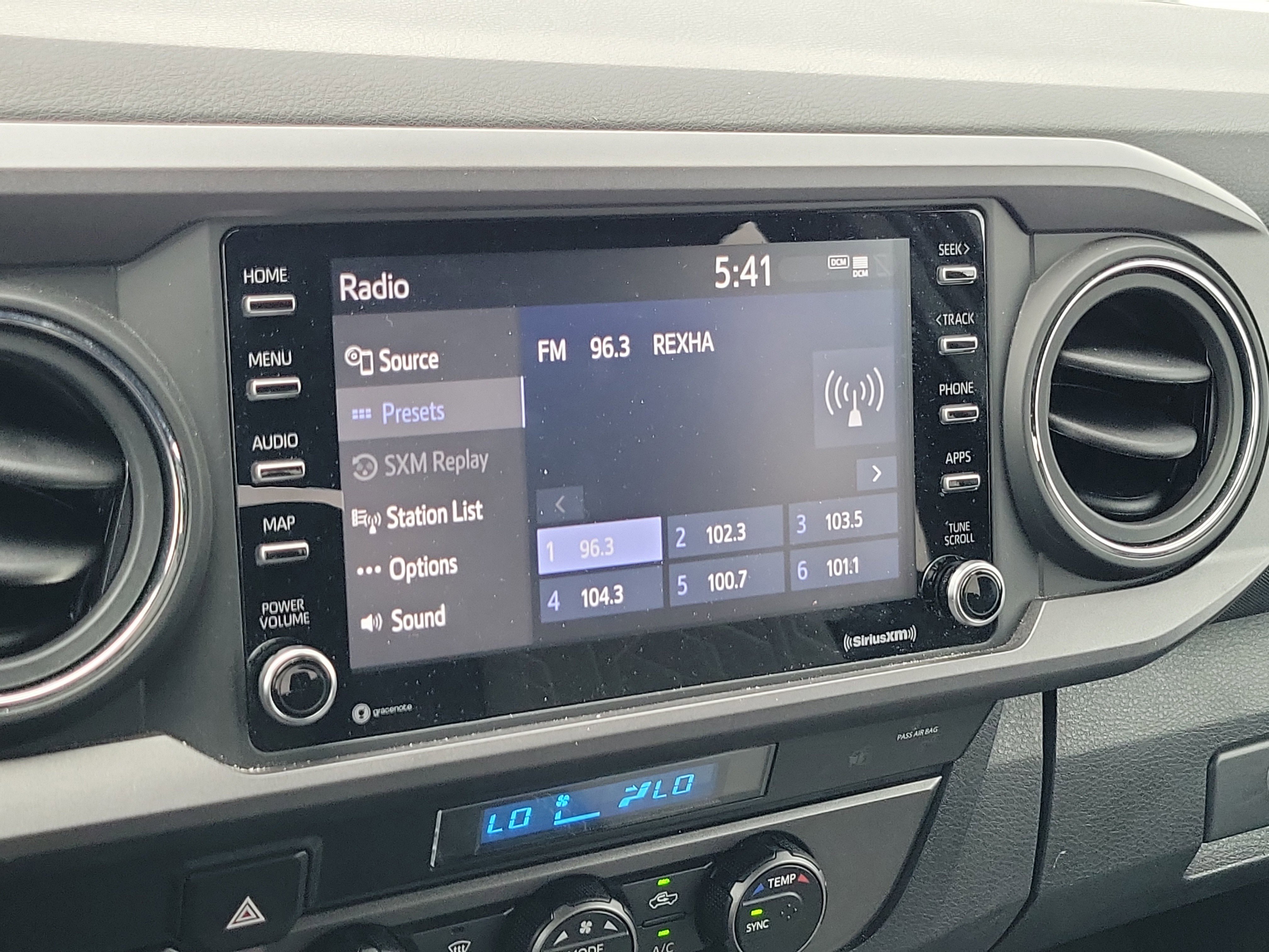 Used 2023 Toyota Tacoma TRD Sport image 27