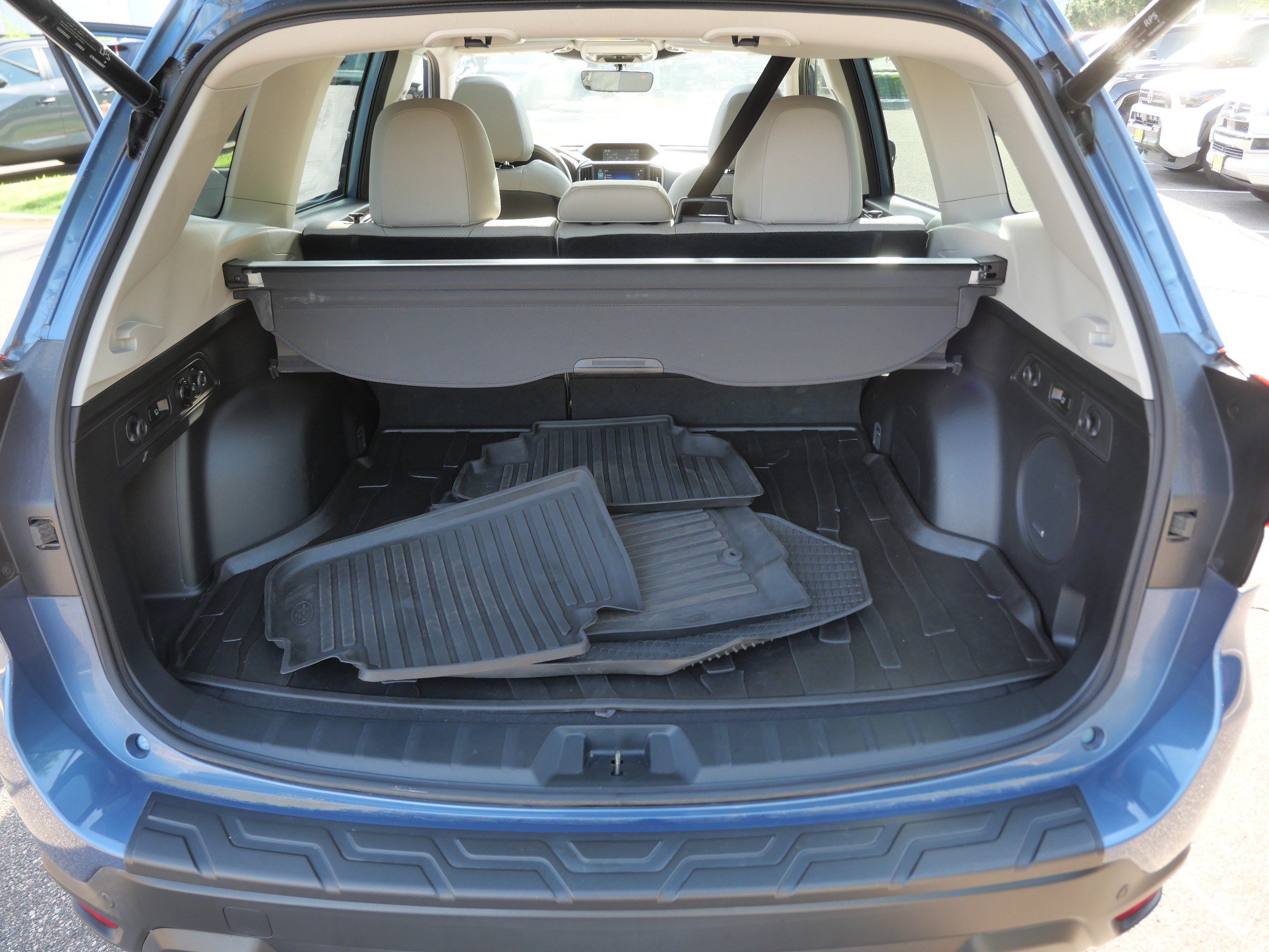 Used 2023 Subaru Forester Limited AWD/4WD image 19