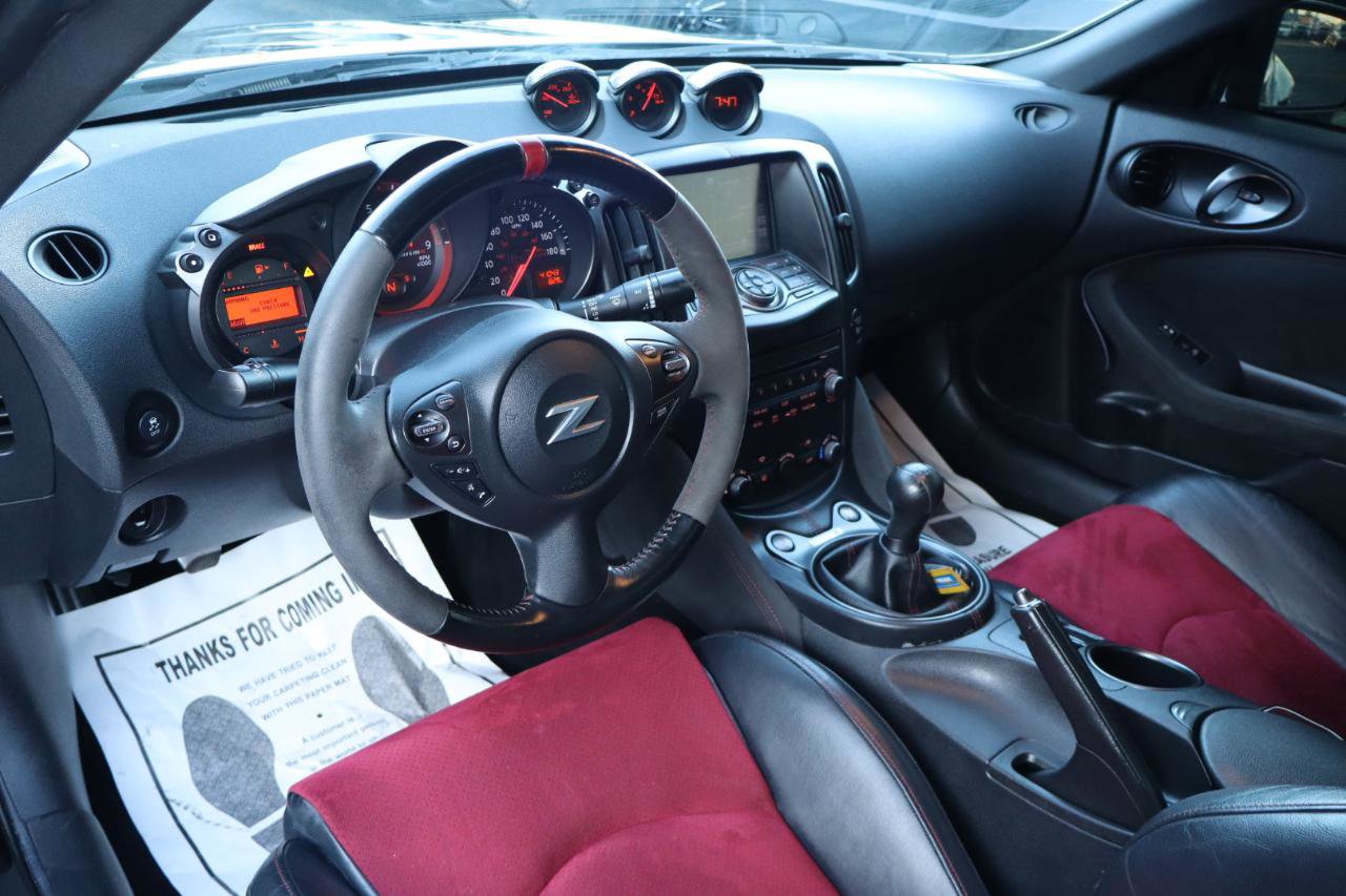 Used 2020 Nissan 370Z NISMO image 15