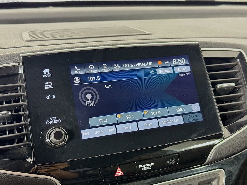 Used 2019 Honda Pilot Touring image 43