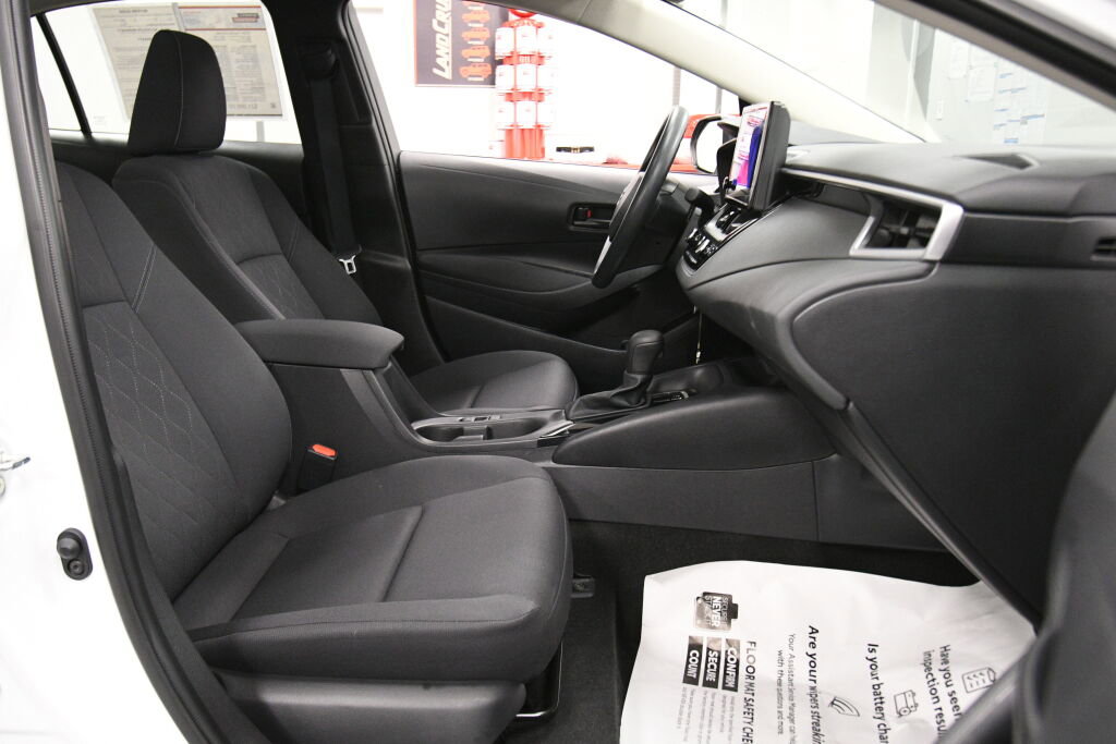 Certified 2024 Toyota Corolla LE image 24