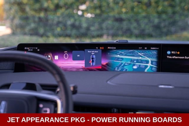 Used 2025 Lincoln Navigator Reserve w/ Jet Appearance Package image 35