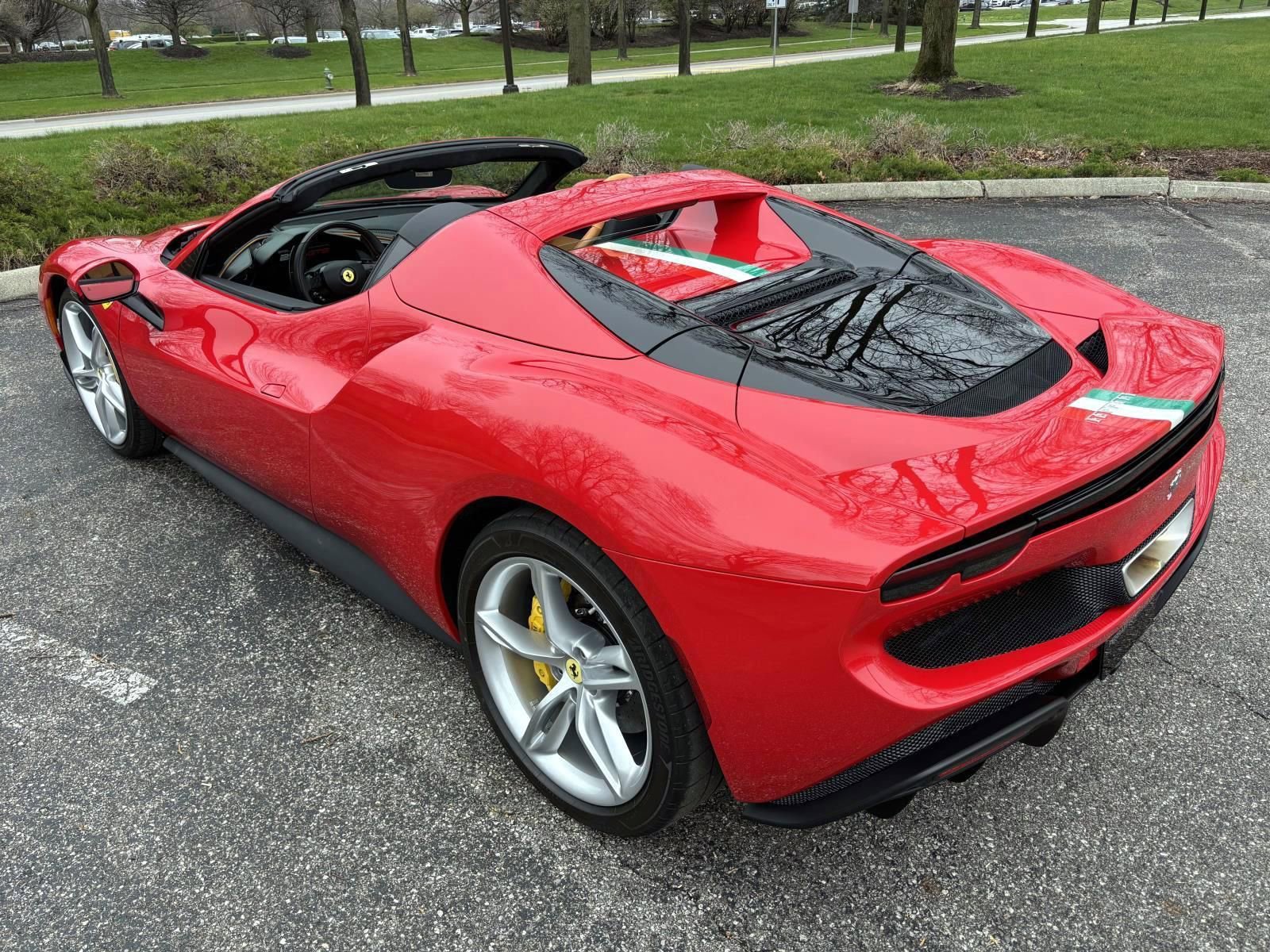 Used 2025 Ferrari 296 GTS RWD image 4