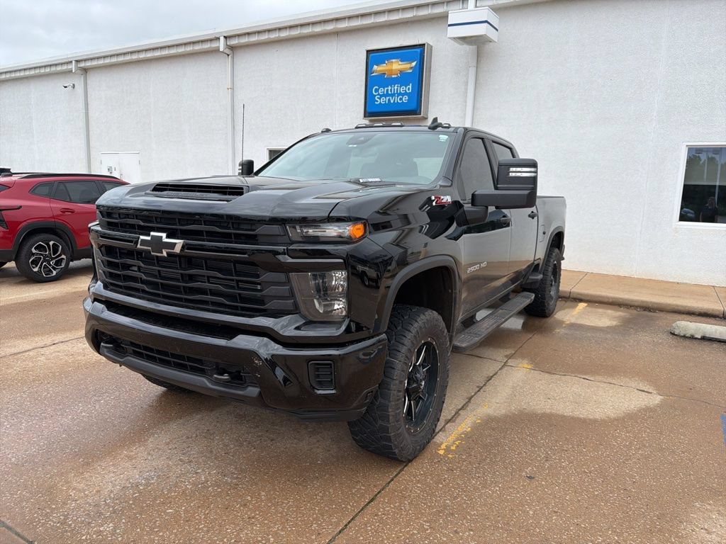 Used 2024 Chevrolet Silverado 2500 Custom w/ Custom Value Package AWD/4WD image 1