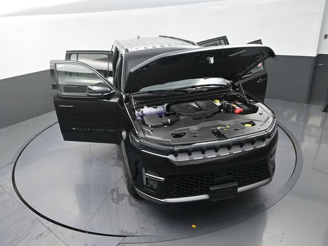 New 2026 Jeep Grand Wagoneer L Limited AWD/4WD image 31