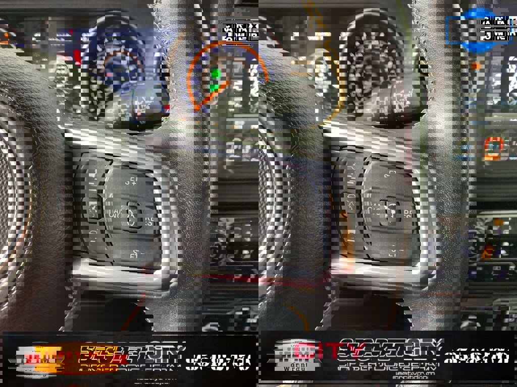 Used 2022 Jeep Wrangler Unlimited Sahara image 16