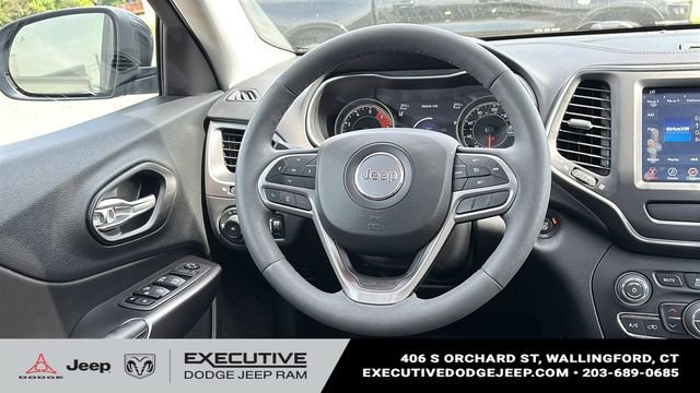 Used 2022 Jeep Cherokee Latitude Lux w/ Sun & Sound Group AWD/4WD image 24