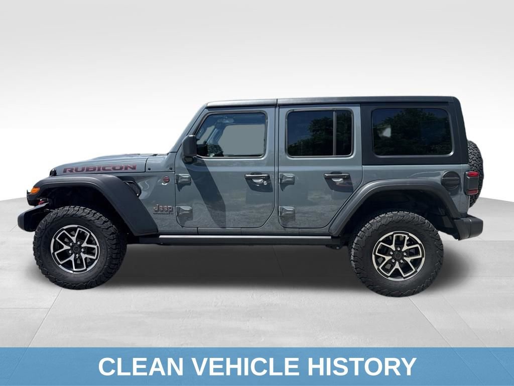 Used 2025 Jeep Wrangler Unlimited Rubicon AWD/4WD image 3