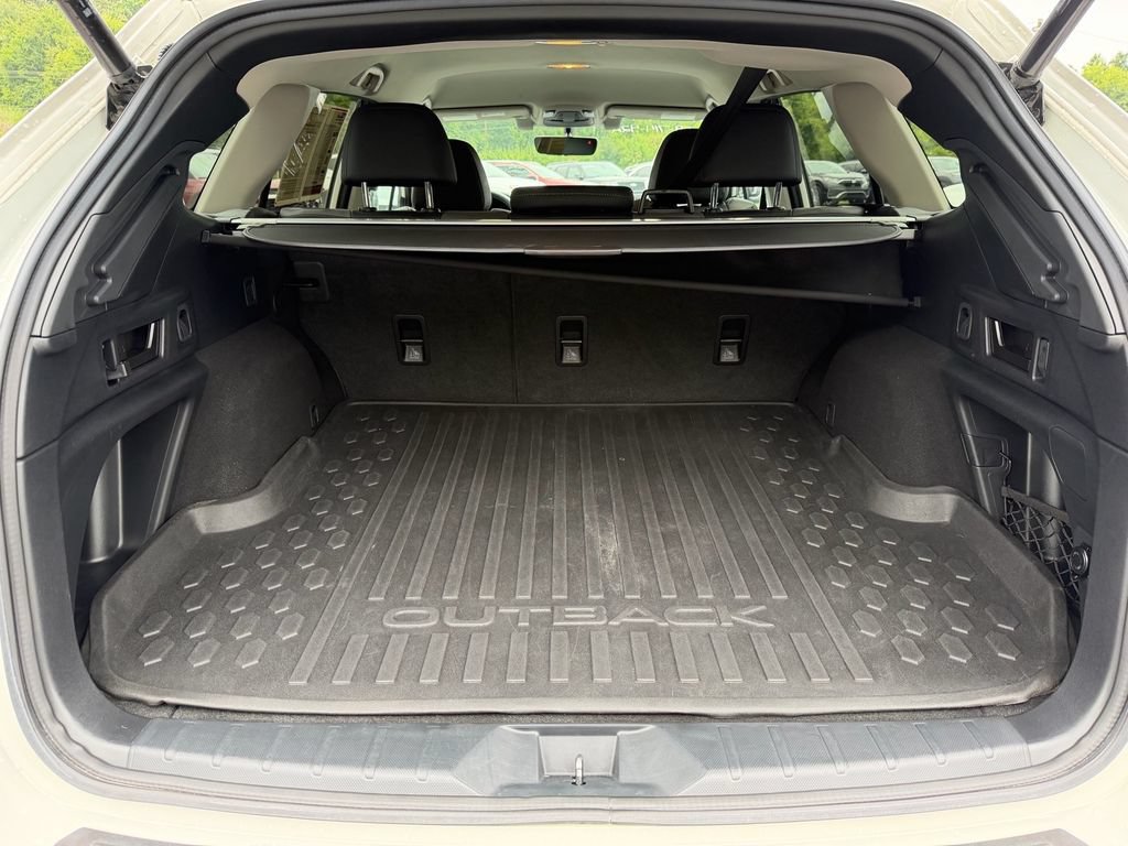 Used 2020 Subaru Outback Onyx Edition XT AWD/4WD image 15