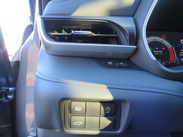 New 2026 Toyota Highlander XSE image 41