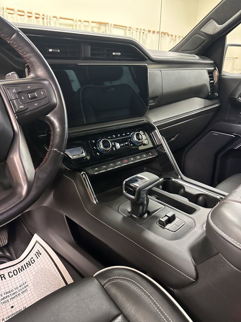 Used 2024 GMC Sierra 1500 AT4X image 17