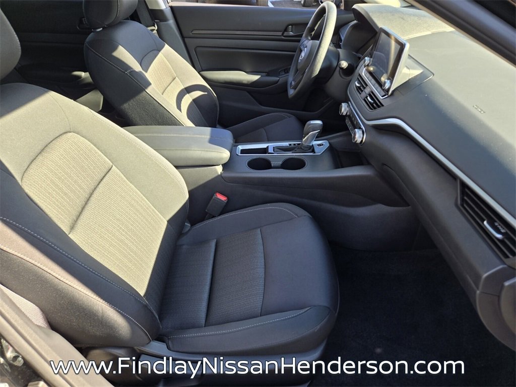 Used 2025 Nissan Altima 2.5 S image 16