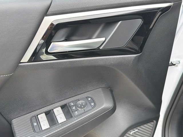New 2026 Mitsubishi Outlander SE FWD image 23