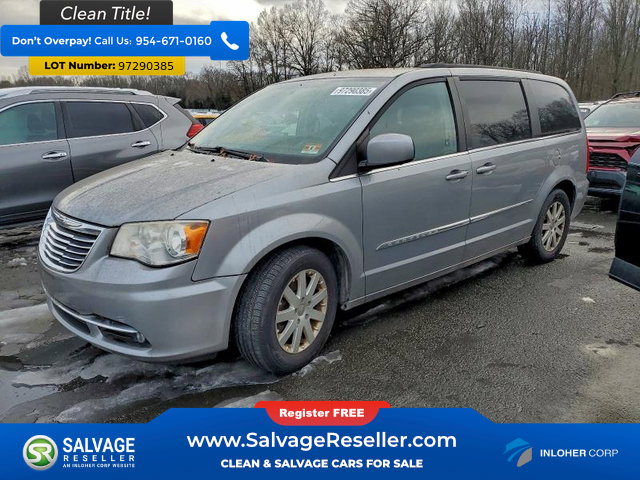 Used 2013 Chrysler Town & Country Touring image 1