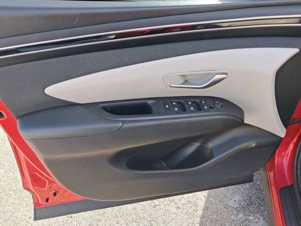 Used 2023 Hyundai Tucson SEL w/ Convenience Package FWD image 16
