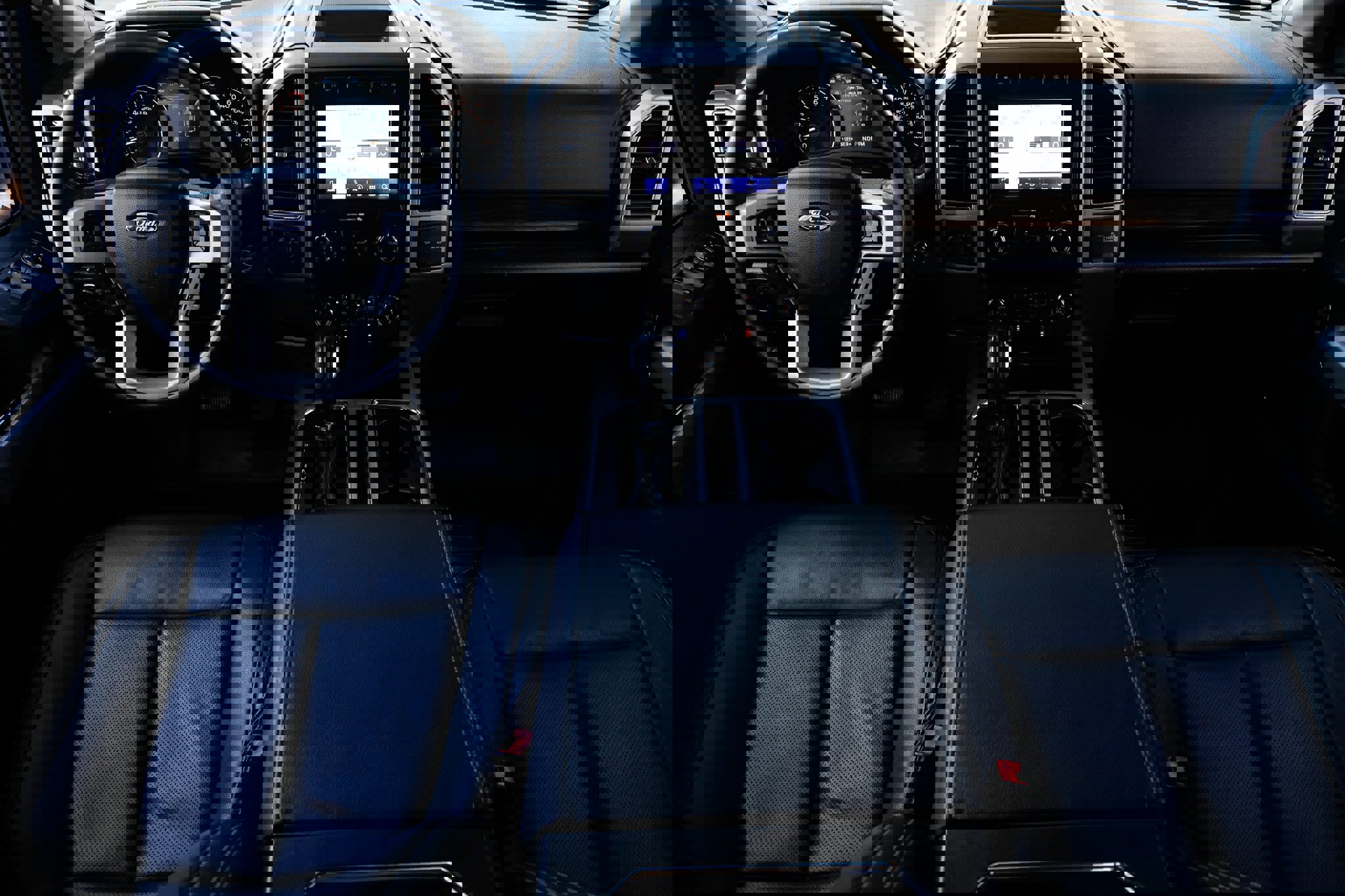 Used 2020 Ford F150 Lariat image 2