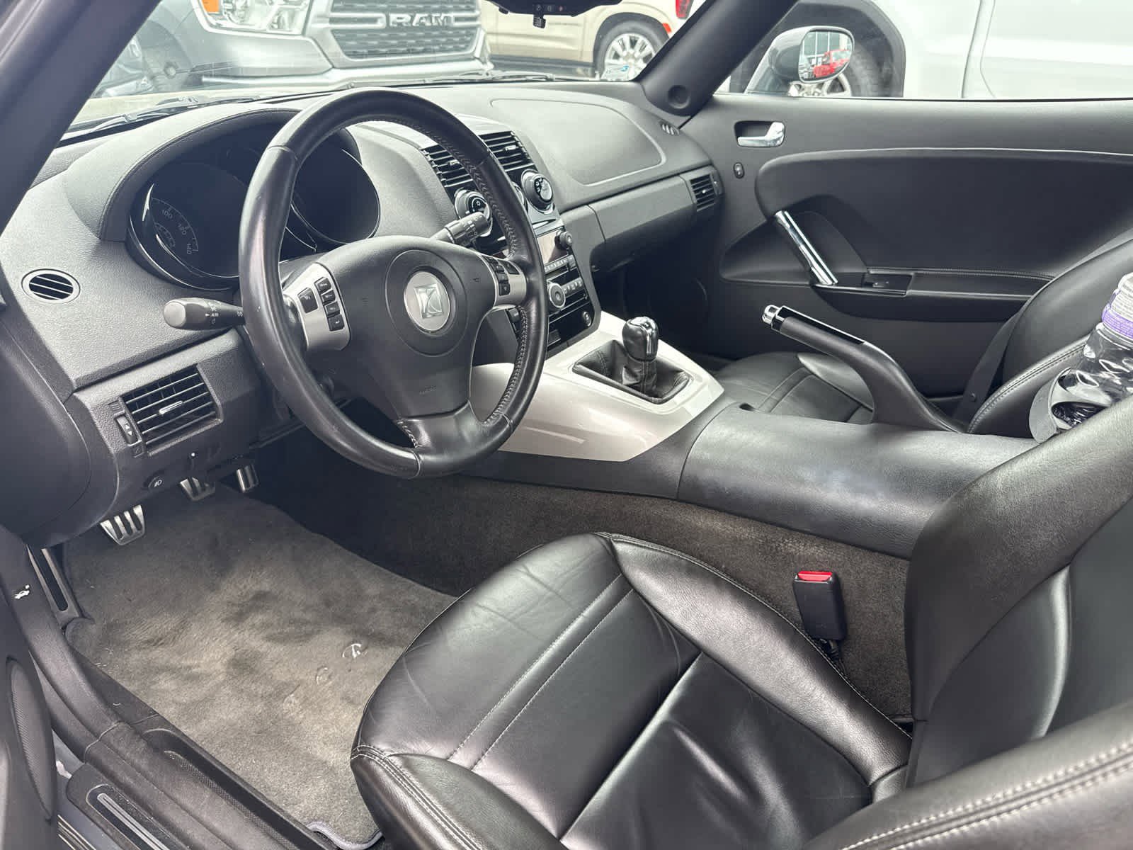Used 2008 Saturn Sky w/ Premium Trim Package image 6