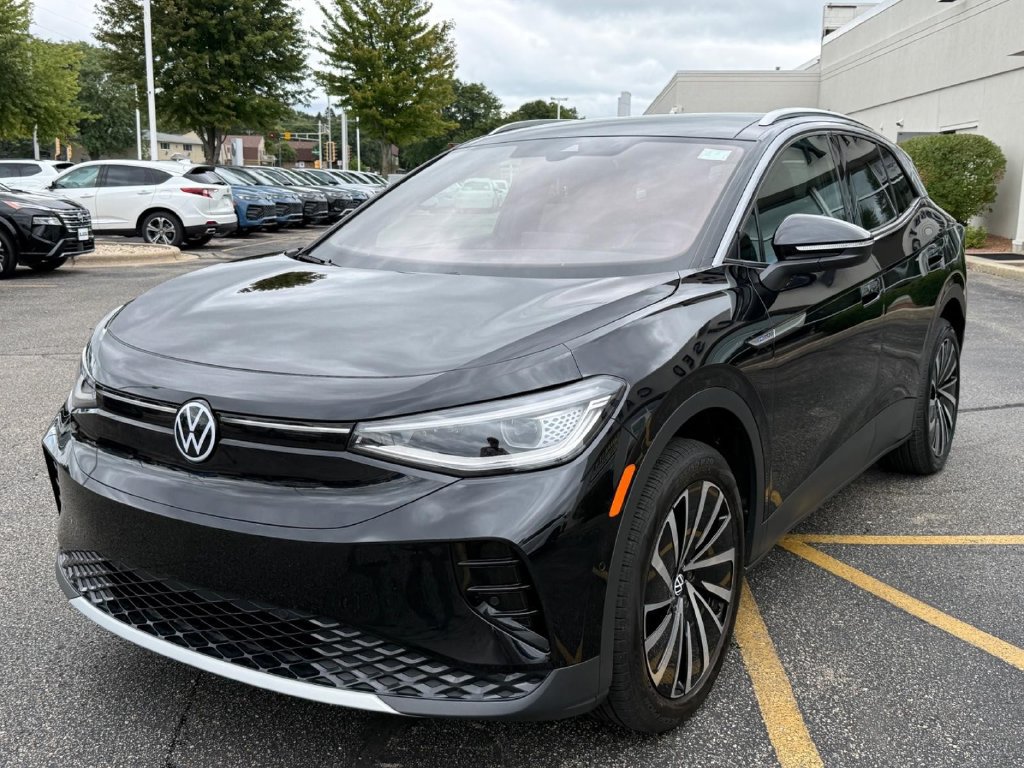 Certified 2023 Volkswagen ID.4 Pro S Plus AWD/4WD image 6