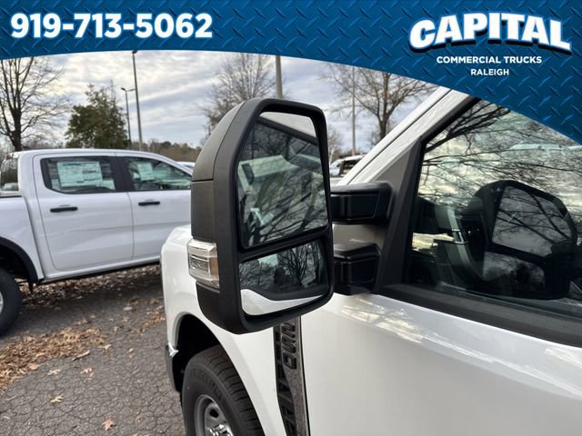 New 2026 Ford F250 XL w/ XL Chrome Package image 12