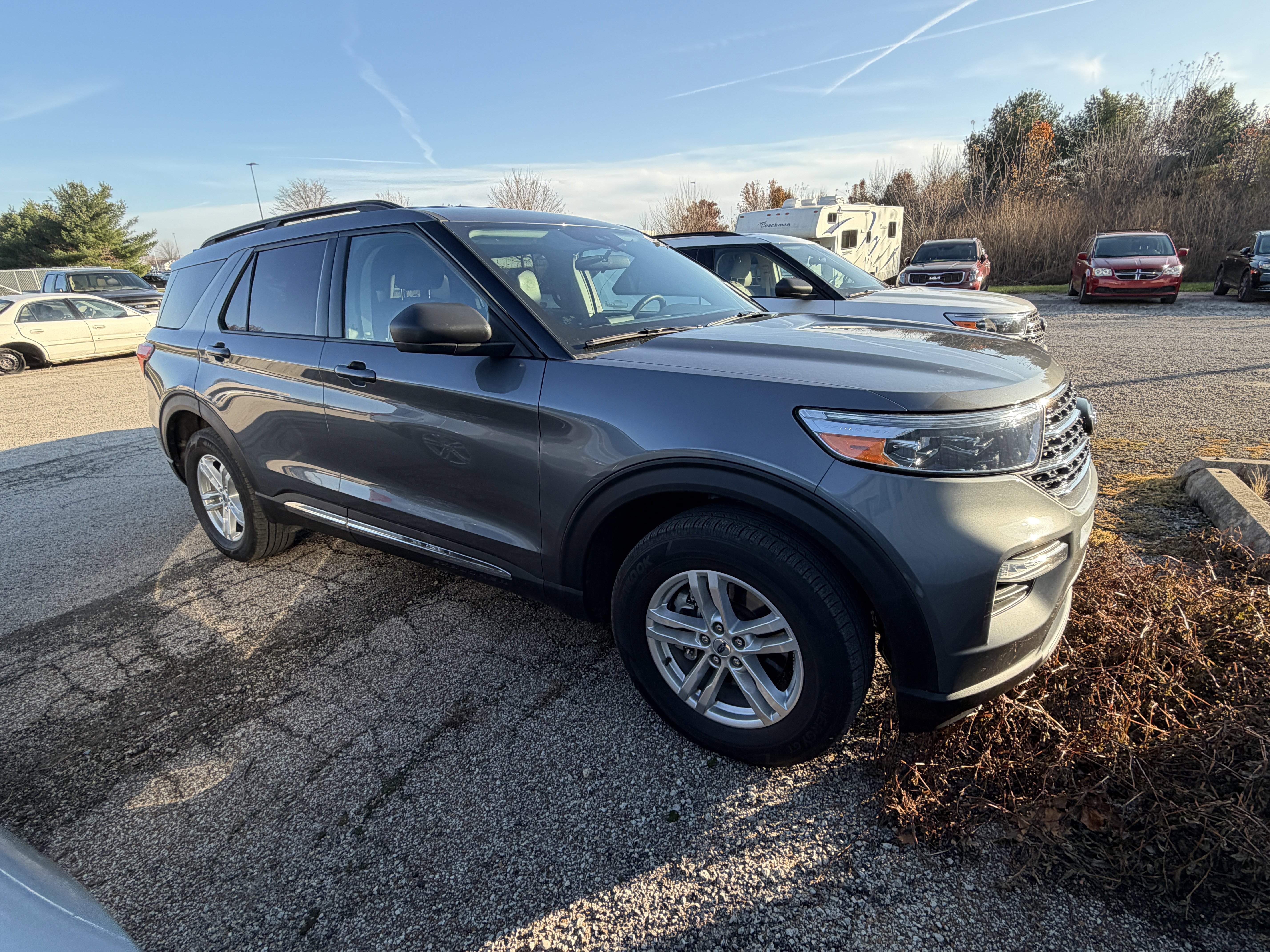 Used 2023 Ford Explorer XLT w/ Equipment Group 202A image 5