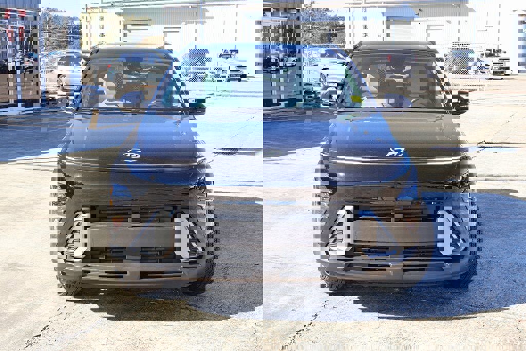 Used 2025 Hyundai Kona SEL image 21