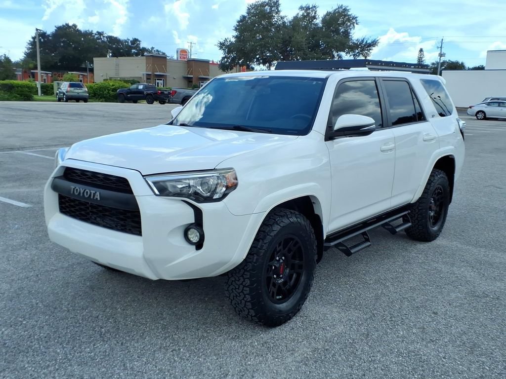 Used 2019 Toyota 4Runner SR5 Premium AWD/4WD image 3
