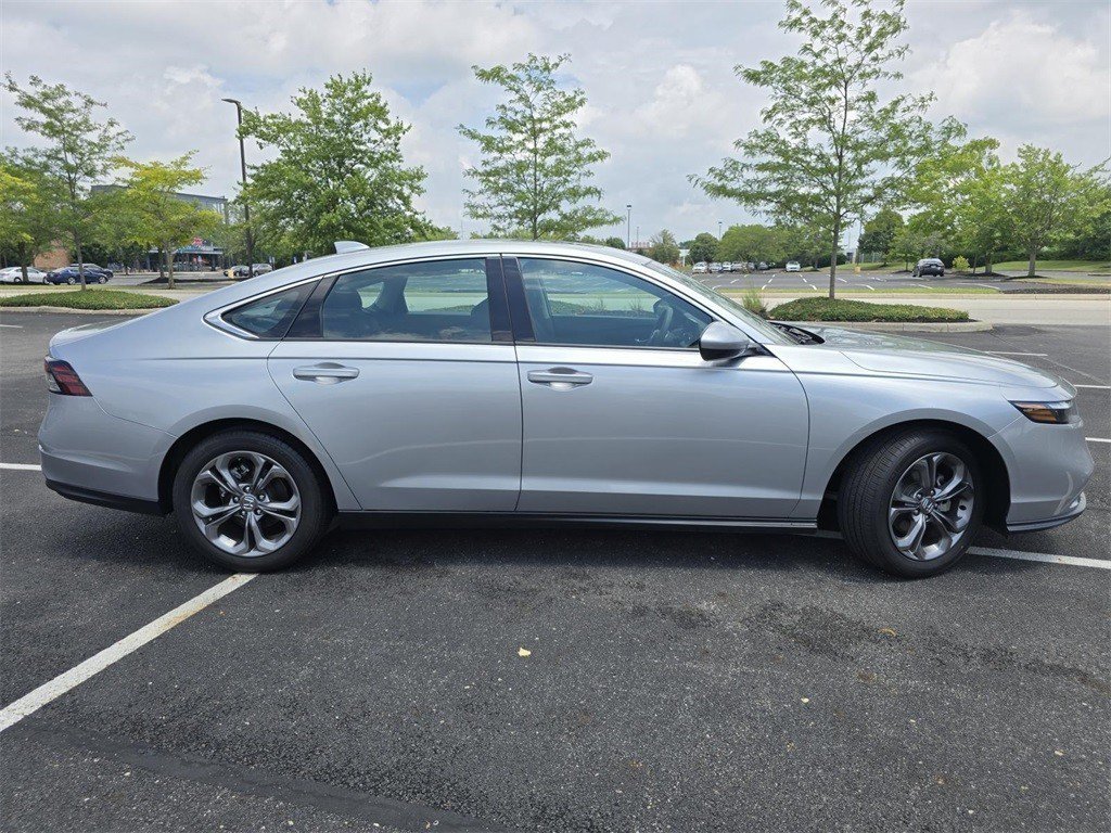Used 2024 Honda Accord EX image 19