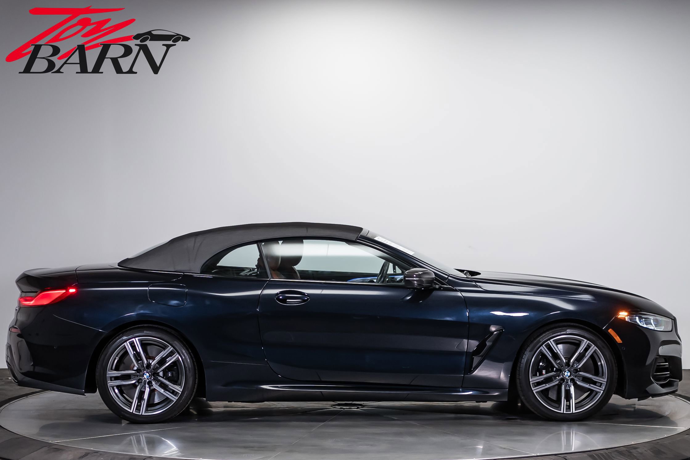 Used 2024 BMW M850i xDrive Convertible w/ M Carbon Exterior Package AWD/4WD image 14