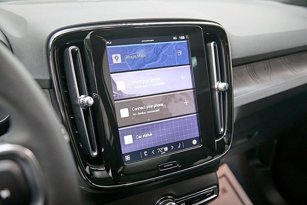 Certified 2023 Volvo XC40 Recharge Ultimate image 17