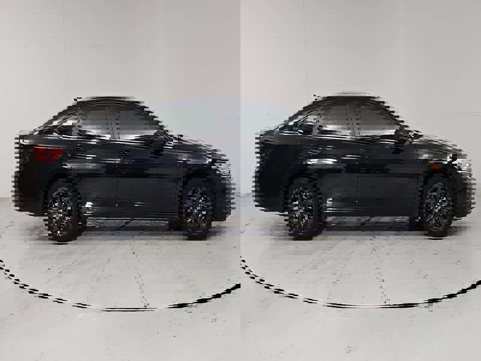 Certified 2023 Volkswagen Jetta SE image 7