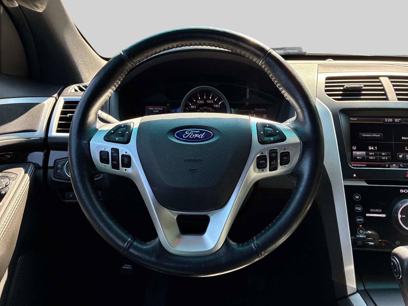 Used 2015 Ford Explorer Limited w/ Equipment Group 302A AWD/4WD image 21