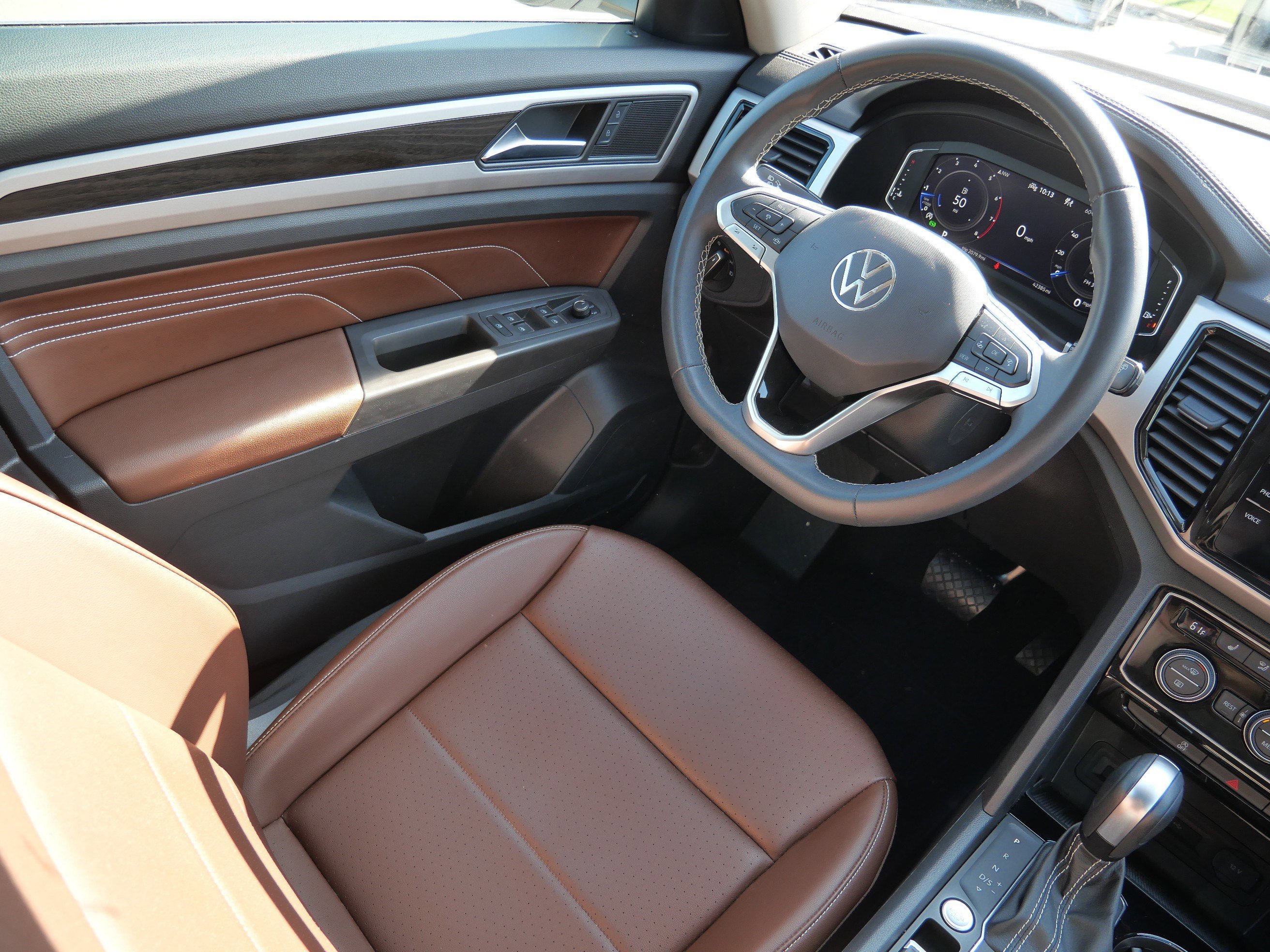 Certified 2022 Volkswagen Atlas SE image 9