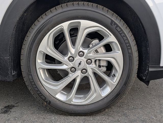 New 2027 Chevrolet Bolt LT w/ Comfort Package FWD image 6