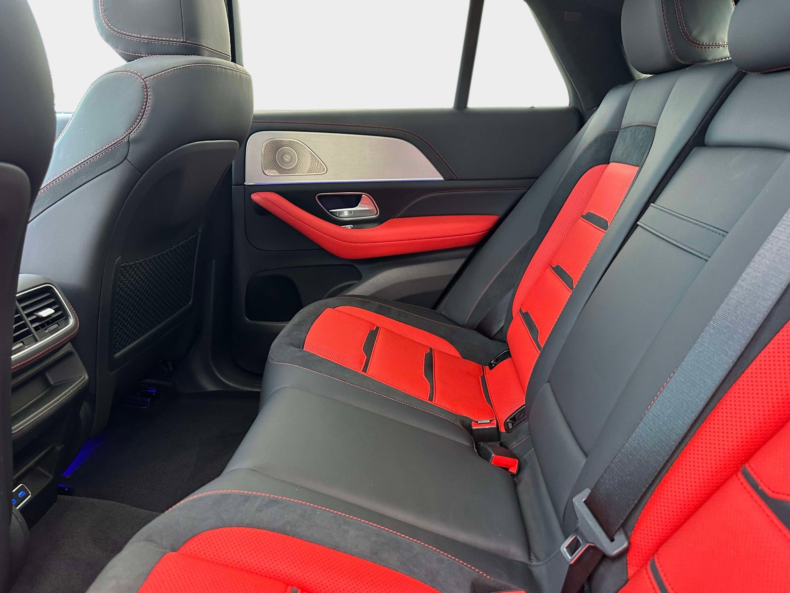 Used 2025 Mercedes-Benz GLE 53 AMG 4MATIC Coupe image 14