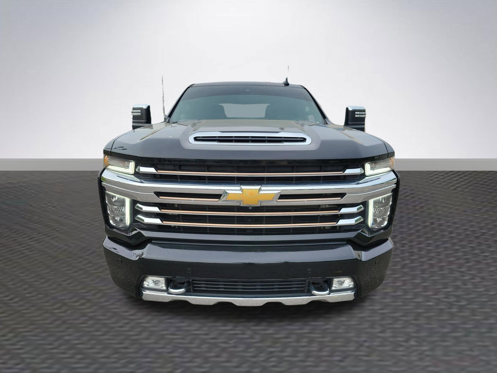 Used 2022 Chevrolet Silverado 3500 High Country w/ Safety Package II AWD/4WD image 2