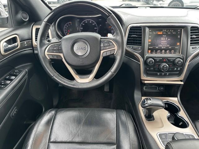 Used 2015 Jeep Grand Cherokee Overland AWD/4WD image 17