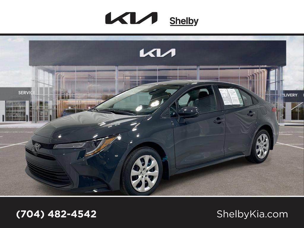 Used 2025 Toyota Corolla LE