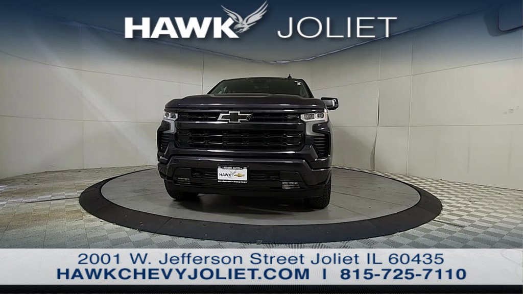 Used 2024 Chevrolet Silverado 1500 RST w/ Convenience Package II AWD/4WD image 2