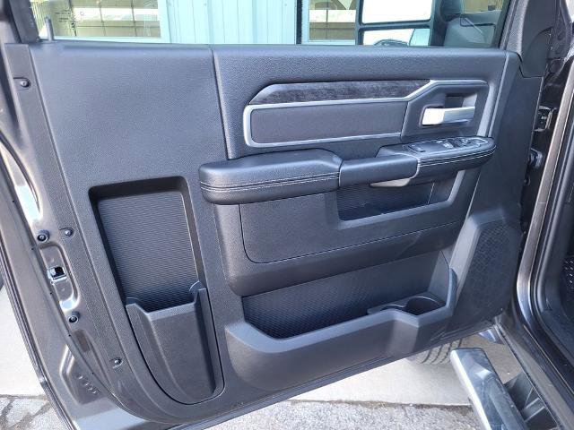 Used 2024 RAM 5500 SLT w/ Quick Order Package 2YG SLT image 18