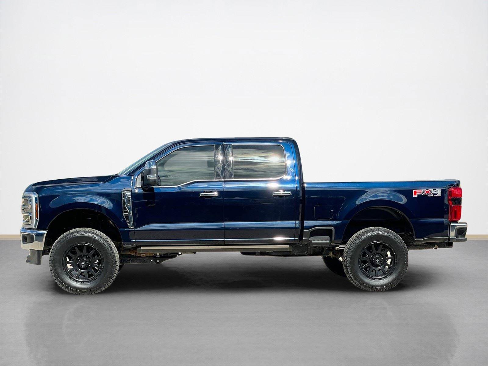 Used 2025 Ford F250 Lariat w/ Chrome Package image 4
