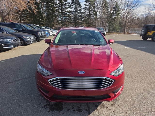 Certified 2017 Ford Fusion SE image 2
