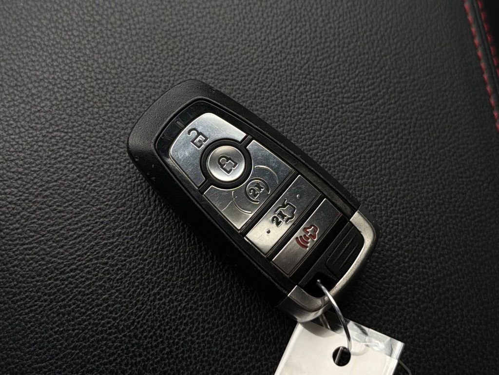 Used 2018 Ford Explorer Sport w/ Ford Safe & Smart Package AWD/4WD image 30