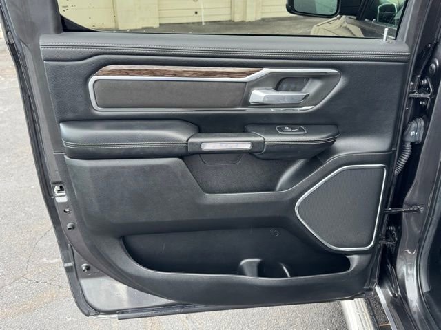 Used 2019 RAM 1500 Laramie image 15